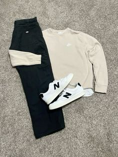 Trendy New Balance Sneakers, Beige And Black Outfit, Beige Sweatshirt, Smart Casual Men, Upgrade Your Wardrobe, Mens Trendy Outfits