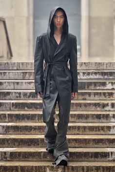 Rick Owens Fashion, Rick Owens Menswear, Slouchy Shirt, Rick Owens Men, Hooded Coat, Large Fashion, Rick Owens, Red Carpet Looks