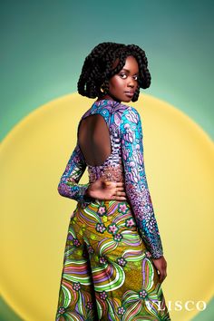 Vlisco has donated the profit from the sale of the fabrics to the City of Joy where the women want to build a textile and fashion school. The school will teach the craft of African textiles with a creative, forward-looking perspective. #CityofJoy2021 Afro Inspiration, Cultural Patterns, Stepping Out, Wax Print