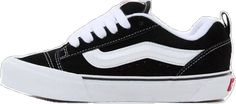 Van Shoes, Black And White Sneakers, Vans Shop, Skate Park, Vans Sneakers, Black And White Design, White Design, Stylish Sneakers, Feeling Great