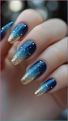 Navy Blue And Copper Nails, Blue Detail Nails, Blue And Gold Nails Short, Blue And Copper Nails, Blue Autumn Nails, Navy Blue And Silver Nails, Nail Designs Navy, Navy And Gold Nails, Ombre Nails Ideas