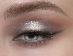 makeup, eye makeup, eyeshadow, ethereal aesthetic Grey Aesthetic Makeup, Makeup To Wear With Silver Dress, Silver Makeup For Blue Eyes, Silver And Gold Eye Makeup, Grey Glitter Makeup, Silver Eyes Aesthetic, Silver Prom Makeup Looks, Glam Makeup Silver, Silver And Black Makeup Looks