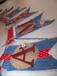 Denim Banner, Americana Crafts, Garland Ideas, Crafts Holiday, 4th July Crafts, Blue Jeans Crafts, July Ideas, Fourth Of July Decor, Holiday Banner