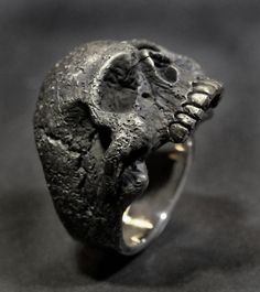 Small - Medium Size Silver Skull Ring Cast in solid sterling silver and custom made to order. A dark Decayed Vintage finish and mirror polished on the inside and back of the band - for comfort. Tons of detail in this ring. Perfect for small hands. Makes a great pinky ring for larger Skeleton Ring, Raw Jewelry, Sterling Silver Skull Rings, Wallet Chains, Cool Rings, Silver Skull Ring, Ring Settings Types, Skull Rings, Mens Rings Fashion