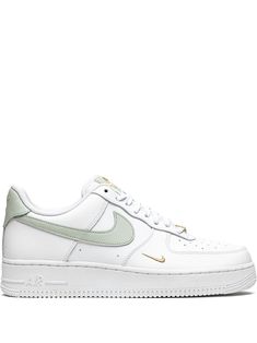 Tenis Air Force, Air Force One Shoes, Zapatillas Nike Air, Tenis Nike Air, Air Force Shoes, Nike Shoes Air Force, Gold Sneakers, Air Forces, Nike Air Shoes