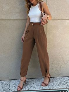 High-Waisted Loose Pleated Pants with Buttoned Detail and Pockets Celana Fashion, Brown Pants, Weave Style, Pencil Pants, Ankle Length Pants, Suit Pants, Outfit Casual, Office Ladies, Casual Outfit