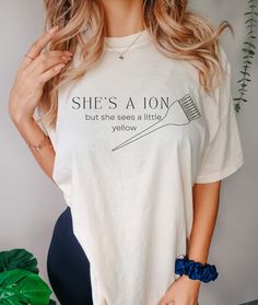 Hairstylist Comfort Colors Tshirt. She's a 10 Cosmetology humor. The Models pictured are wearing 1-2 sizes up. If you are seeking an oversized look, please order 1-2 sizes up. These super soft shirts are 100% cotton, and a fan favorite.  ▫️100% ring-spun cotton ▫️ Preshrunk, garment dyed fabric ▫️ Relaxed fit ▫️Sewn-in twill label ▫️Double-needle stitched sleeves and bottom hem Ready to Order? View all color and size charts before you place your order, as all items are final sale. Select your SIZE and COLOR Select your quantity Add to Cart Repeat the process for each additional Color/Size combination. Please use cold water when washing. For best results turn your garment inside out. Do not use bleach. Do not dry clean. Do not iron directly on the printed design. We appreciate your purchase Humour, San Jose, Hair Salon Shirts, Hairstylist Tshirts, Cosmetologist Outfit, Hairstylist Shirts, She's A 10 But, Hair Stylist Outfit, Stylist Humor