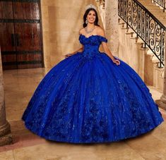 Xv Dresses, Quincenera Dresses, Mexican Quinceanera, Quinceanera Themes Dresses