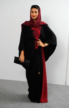 Beautiful Abaya Designs, Red Abaya, Khaleeji Abaya, Kaftan Fashion, Caftan Dresses, Abaya Pattern, Abaya Collection, Abaya Fashion Dubai, Cultural Fashion