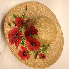 Cowboy Hat Crafts, Hand Painted Hats, Faux Paint Finishes, Painted Sun, Redo Clothes, Chocolate Covered Strawberries Bouquet, Fabric Paint Designs