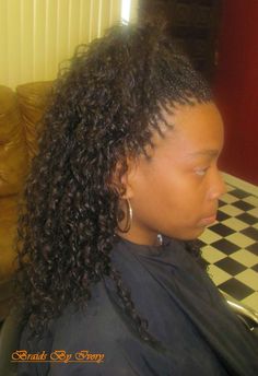 Micro Braids On Short Hair, Small Micro Braids, Micro Braids Styles With Human Hair, Micro Braids For Black Women, Curly Micro Braids, Braids With Shaved Sides, Individual Braids