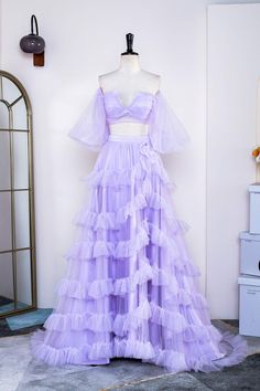 Two Piece Lavender Tulle Ruffles Prom Gown Wedding Dresses Two Piece, Ruffle Prom Dress, Look Formal, Piece Prom Dress, Floor Length Skirt, فستان سهرة, Prom Night, Stretch Satin, Formal Dresses Prom