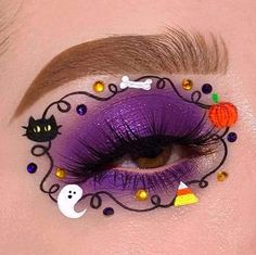 Eyeshadow Art, Disney Eye Makeup, Beautiful Halloween Makeup, Halloween Makeup Witch, Devil Makeup, Vampire Bride, Halloween Beauty, Cute Eye Makeup, Halloween Eye Makeup