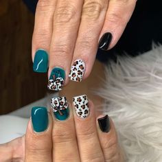 Fall Cheetah Nails Short, Jacksonville Jaguars Nail Designs, Leopard Pumpkin Nails, Fall Country Nails, Fall Aztec Nails, Cheetah Accent Nails, Fall Cheetah Nails, Fall Leopard Nails, Teal Fall Nails