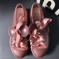 Brand New With Original Box And Dust Bag, Mel By Melissa Lace Up Sneakers. Mel Be + Disney Minnie Mouse In Pink Glitter. Little Kids Size 2 Dressy Flats Shoes, Golden Sneakers, Butterfly Sandals, Bow Flip Flops, Jelly Flats, Ballerina Shoes Flats, Melissa Shoes, Lace Up Sneakers, Kids Sandals