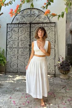 Nothing says summer like an all white set. Made a lightweight breathable material with the cutest pleated detailing, the Horizon White Maxi Skirt is going to be your next summer staple. Take away any question of what to wear this summer and pair this skirt with the matching Horizon White Crop Top. Lace White Skirt, Party Bottoms, White Maxi Skirt, Concert Dresses, Dresses Date Night, White Maxi Skirts, Bridal Tops, Aesthetic Board, Vintage Clothes Women