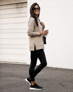 Fall Athleisure Outfits, Wither Storm, Athleisure Outfits Fall, Fall Athleisure, Outfits Leggins, Dressy Leggings, Athleisure Outfit, Fitness Outfit