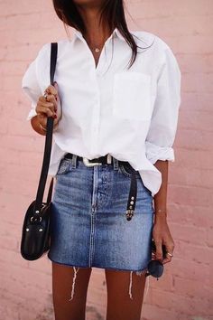 Summer Denim Skirt, Casual Edgy, Blue Denim Skirt, Shaved Head, Outfit Trends, Insta Inspo, Cozumel, Simple Shirts, Mode Inspo