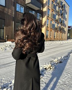 Long Brunette Hair, Long Brunette, فستان سهرة, Haircuts For Long Hair, Hair Routines, Silky Hair, Hair Envy, Dream Hair