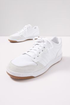 NEW BALANCE 480 Court Sneaker | EVEREVE New Balance Womens Shoes, New Balance 480, Comfortable Travel Outfit, Minimalist Wardrobe Capsule, Dress And Sneakers Outfit, Fall Sneakers, Back To School Shoes, Preppy Shoes, Womens Fashion Inspiration