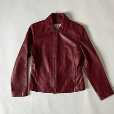 archive ivyvoid Aesthetic Fall Jacket, Christmas Aesthetic Clothing, Cool Vintage Jackets, Dream Wardrobe Clothing Aesthetic, Vintage Things To Buy, Deep Red Clothes, Dark Red Jacket Outfit, Vintage Red Leather Jacket, Red Details Outfit