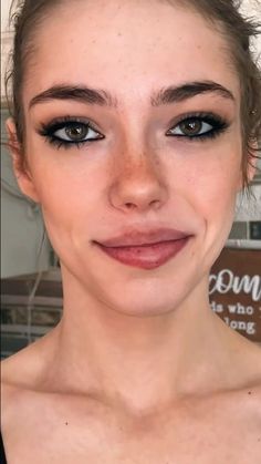 Street Style Makeup, Trendy Makeup Looks, Wide Set Eyes, Face Charts, Make Up Tutorials, Swag Makeup, Smink Inspiration, Square Face, Dope Makeup