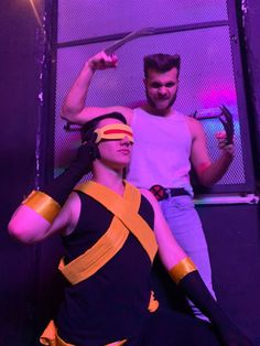 Gay Costume Ideas, Gay Halloween Costumes For Men, Gay Couple Costumes, Gay Couple Halloween Costumes, Halloween Costumes Men Aesthetic, Male Costume Ideas, Halloween Costumes Male, Xmen Costume, Casal Halloween