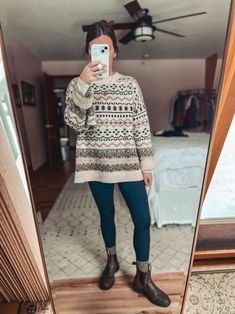 Cozy and Comfy Outfit Round-Up – Marissa Wears an Outfit Blundstone Style, Farmers Market Outfit, Boston Outfits, Neutral Sweaters, Cold Weather Fashion, Cozy Outfit, Neutral Fashion