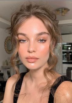 Peachy Makeup Look, Simple Eyeshadow Looks, No Make Up Make Up Look, Wedding Hairstyles And Makeup, Mekap Mata, Video Makeup, Makeup Tip, Bridal Eye Makeup, Soft Makeup Looks