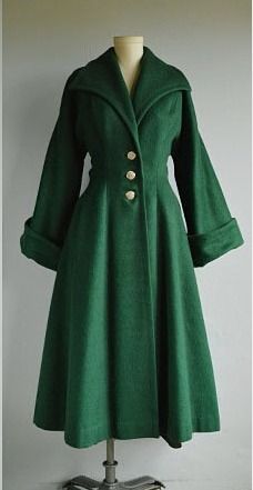 Vintage Coats For Women 1950s, Coats Vintage, Vintage Coats, Abaya Designs, Antique Clothing, Historical Fashion, Looks Vintage