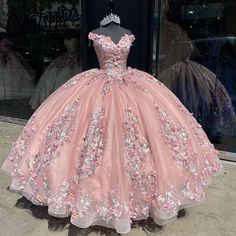 Mexican princess Pink Quinceanera Dresses with 3D Floral Applique lace-up corset Vestidos XV Años Sweet 16 Bow robe de soirée Pink Quinceanera Dresses, Dress For 15, Pink Quinceanera, Quinceanera Themes Dresses, Pink Quince, Picture Pink, Applique Lace, Quinceanera Dresses Pink, 15 Birthday