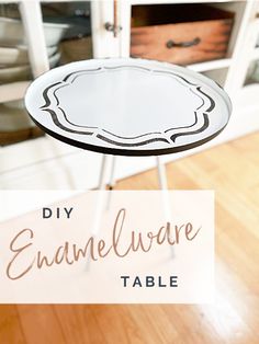 a table with the words diy emmeluxure on it