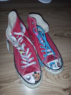 if you repost, please leave credit Sharpie Shoes, Cool Converse, Fnaf Crafts, Indie Photography, Custom Converse, Shoe Inspo, Sketchbook Art Inspiration