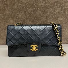 Price Is Firm 100% Authentic! In Very Good Vintage Condition! Comes With The Samorga Organizer No Dust Bag, No Authenticity Card And No Box. The Gold Hardware Is Absolutely Stunning!!! Real 24k Gold Plating On The Hardware. Only See Some Scratches On The Hardware. Has Some Minor Scratches And Some Rubbing On The Corners Vintage Chanel Bag, Quilted Shoulder Bag, Dream Board, Vintage Chanel, Classic Flap, Chanel Classic Flap, Gold Plating, Chanel Bag, Chanel Classic