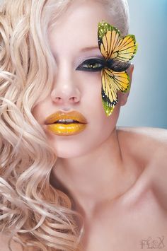 Different. Butterfly Eyes, Butterfly Makeup, Expressive Eyes, Photographie Portrait Inspiration, Yellow Butterfly, Fantasy Makeup, Costume Makeup, Eye Art, Butterfly Art