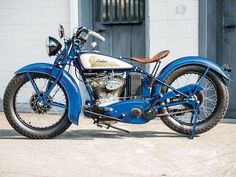 Check out that shifter! (far side of tank) Hog Heaven, Motorcycle Vintage, Motorcycle Painting