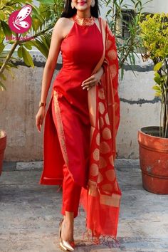 Red Plazo Outfit, Plazo Pants With Kurti, Pant Plazo Design With Kurti, Red Kurti Design, Orang India, Set Kurti, Chanderi Dupatta