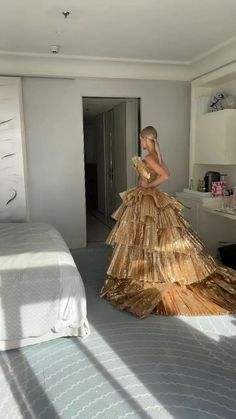 Layered Prom Dress, Prom Dress Ball Gown, 00s Mode, Twisted Games, Dress Ball Gown, Pretty Prom Dresses, Midnight Sun, Gala Dresses