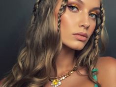 Festival Makeup Ideas #festivalmakeup #makeup #makeupgoals #makeupoftheday #makeuplover #makeupaddict #festivalstyle