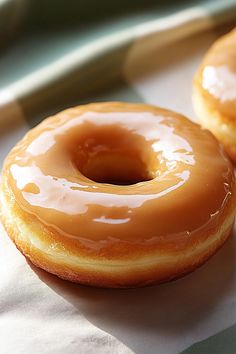 Maple Glazed Donuts Donut Maple Glaze Recipe, Frosting For Donuts Icing Recipe, Donuts Glaze Recipe, Maple Glaze For Donuts Recipe, Donut Icing Recipe, Doughnut Glaze, Donut Glaze Recipes