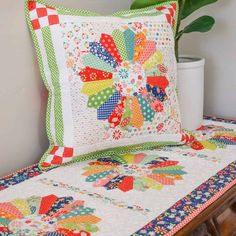 Dresden Pillow and Table Runner by Sherri of A Quilting Life Charm Pack Quilt Patterns, Charm Quilts, Charm Pack Quilts, Charm Packs