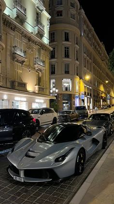 Ferrari Wallpaper, Billionaire Lifestyle Luxury Living, Ferrari Laferrari, Luxury Lifestyle Dreams, Super Luxury Cars