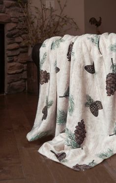 Pinecone Plush Throw Blanket Oversized Throw Blanket, Black Forest Decor, Sherpa Throw Blankets, Plush Throw Blankets, Pine Needles, Rustic Cabin, Sherpa Blanket, Comforters Cozy, Throw Rugs