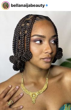 Black Woman Summer Hairstyles, Yarn Braids Styles Black Women, Yara Shahidi Braids, Cornrow Braids For Black Women, Afrocentric Hairstyles, Short Box Braids Hairstyles, Big Box Braids Hairstyles, Protective Hairstyles For Natural Hair