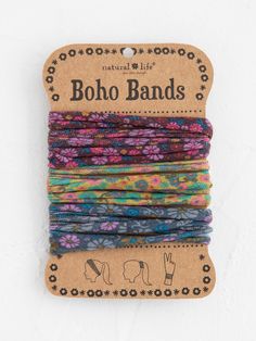 You can never have too many hair accessories… and Boho Bands are so fun to wear in your hair! They come as a set of three and can be worn as a headband, bracelet or even a necklace! There are so many colors and patterns to choose from, you’ll want to collect them all! Hippie Accessories, Boho Bandeau, Hippie Headbands, Hippie Lifestyle, Hair Accessories Boho, Natural Boho, Hippy Chic, Boho Accessories, Stylish Bracelet