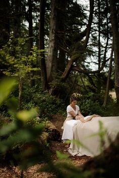 Massage Therapy Photoshoot, Massage Therapist Photoshoot, Massage Photoshoot Ideas, Spiritual Massage, Reiki Photography, Spa Photoshoot Ideas, Forest Branding, Massage Photoshoot