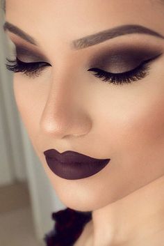 21 Sexy Smokey Eye Makeup Ideas to Help You Catch His Attention ★ See more… Machiaj Smokey Eyes, Smokey Eyes Tutorial, Makeup 2018, Smokey Eye Tutorial, Matte Makeup