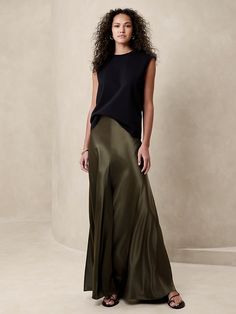 Serenade Silk Maxi Skirt | Banana Republic Silk Skirt Outfit Summer, Long Skirt Outfits For Summer, Silk Skirt Outfit, Long Satin Skirt, Long Silk Skirt, Black Satin Skirt, Satin Skirt Outfit, Black Silk Skirt, Runway Inspiration