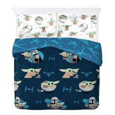 star wars baby yoda bedding set with blue sheets and pillow cases on it