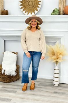 Maddi is 5’2 wearing a size small. (10/12)Runs big! Measurements based on size small. Bust: Oversized Length: 27inMaterials: 85% Polyester 15% Cotton Chic Soul Plus Size, Summer To Fall Transition Outfits Casual, Fall Transition Outfits Casual, Big Belly Outfits Plus Size, Fall Outfits Plus Size, Midsize Fashion Winter, Autumn Fashion Curvy, Fall Fashion Casual, Size 12 Fashion